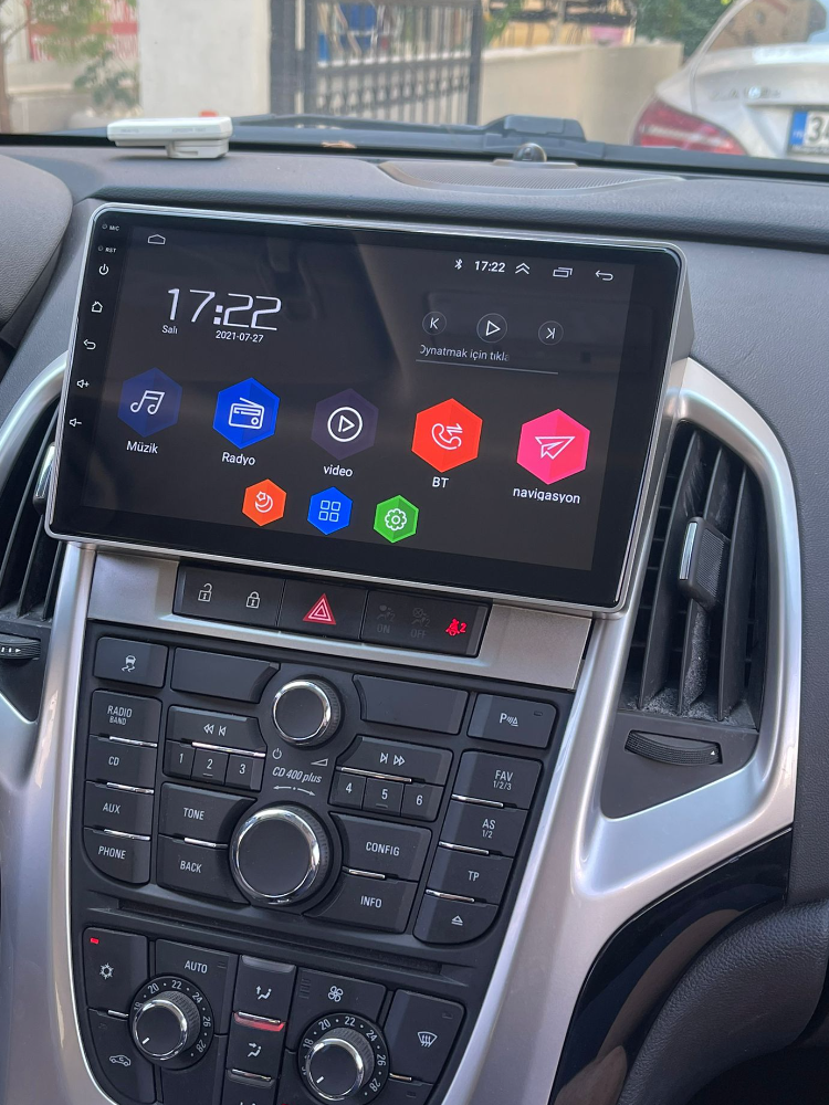 OPEL ASTRA J 9'İNCH ANDROİD MULTİMEDYA CİHAZI 4/64 CARPLAY