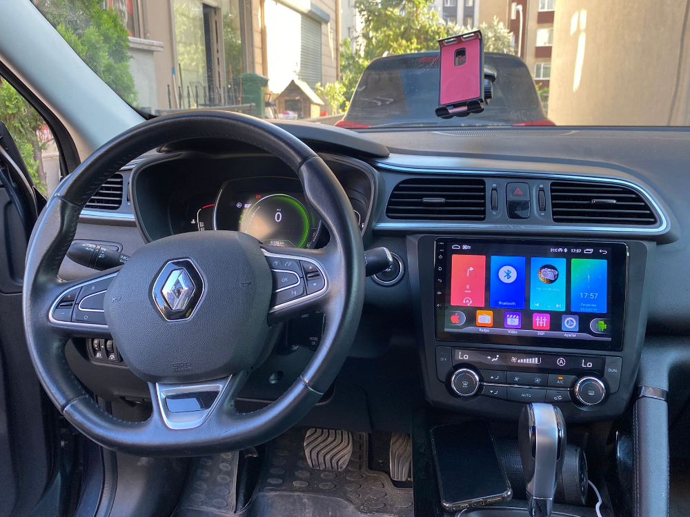 RENAULT KADJAR 9'İNCH ANDROİD MULTİMEDYA 4/64 CARPLAY