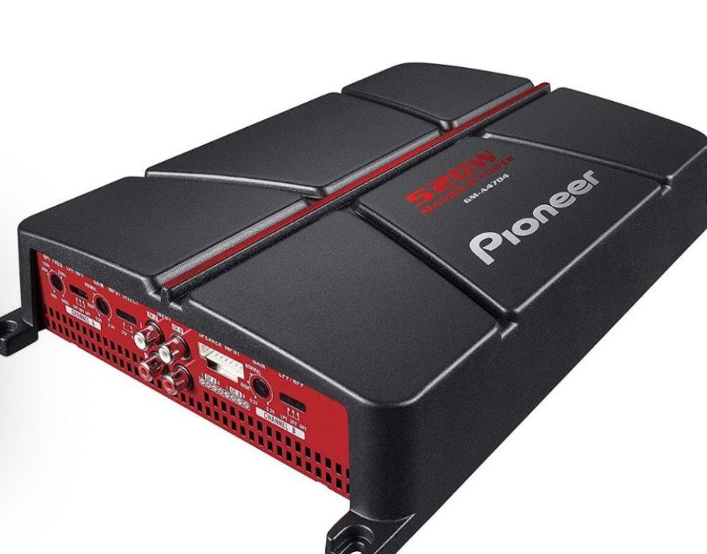 Pioneer GM-A4704 520 Watt 4 Kanallı Amplifikatör