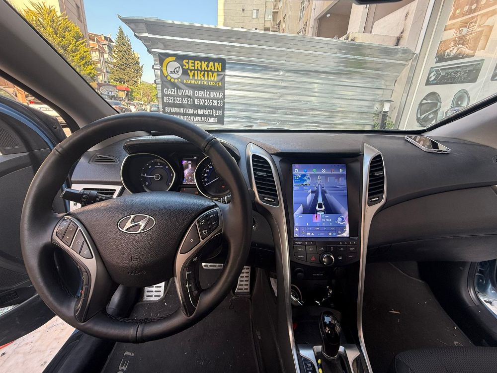 HYUNDAİ İ30 TESLA MULTİMEDYA CİHAZI 12/256 HAFIZA CARPLAY