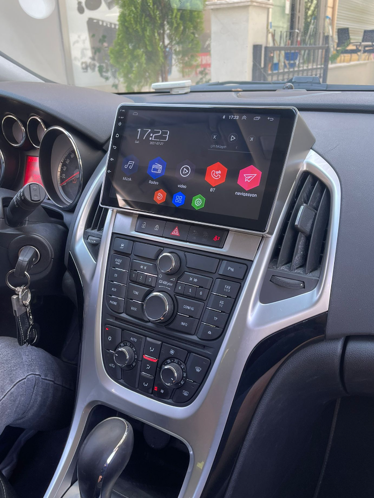 OPEL ASTRA J 9'İNCH ANDROİD MULTİMEDYA CİHAZI 8/128 CARPLAY